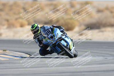 media/Jan-10-2025-CVMA Friday Practice (Fri) [[489e0da257]]/Group 4 and Trackday/Session 4 (Turn 16)/